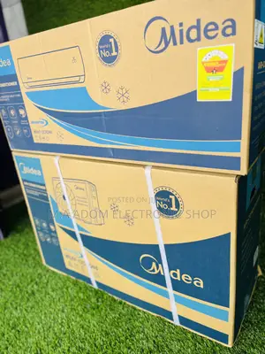 With Smart Control Midea 1.5 Hp R410 Gas Inverter AC