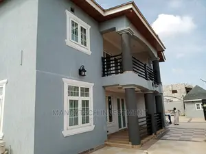 6bdrm Mansion in East Legon for Sale