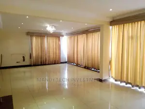 6bdrm Mansion in East Legon for Sale