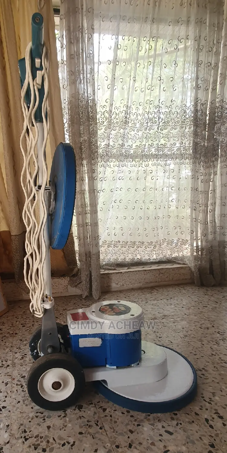 Victor Sprite 400 Floor and Carpet Cleaning Machine