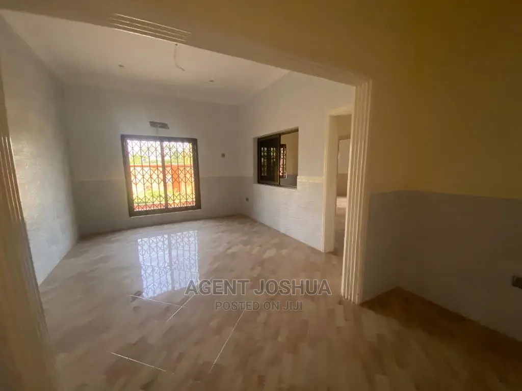 4bdrm House in Spintex for Sale