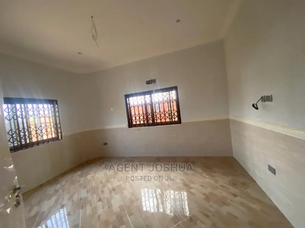 4bdrm House in Spintex for Sale