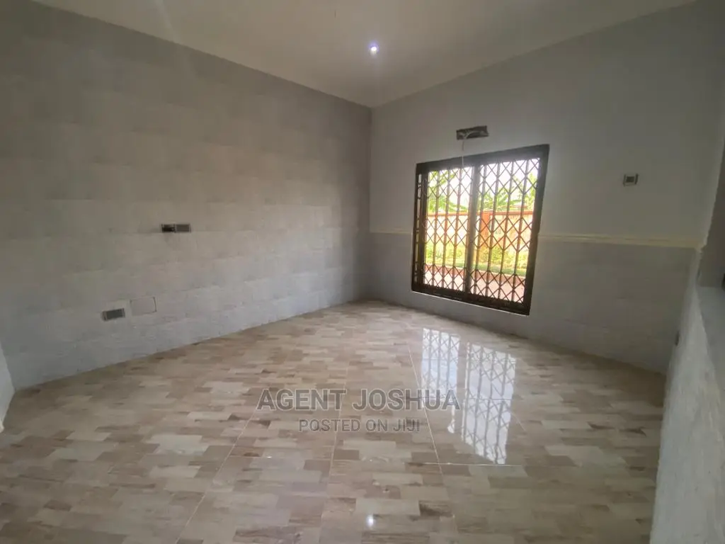 4bdrm House in Spintex for Sale