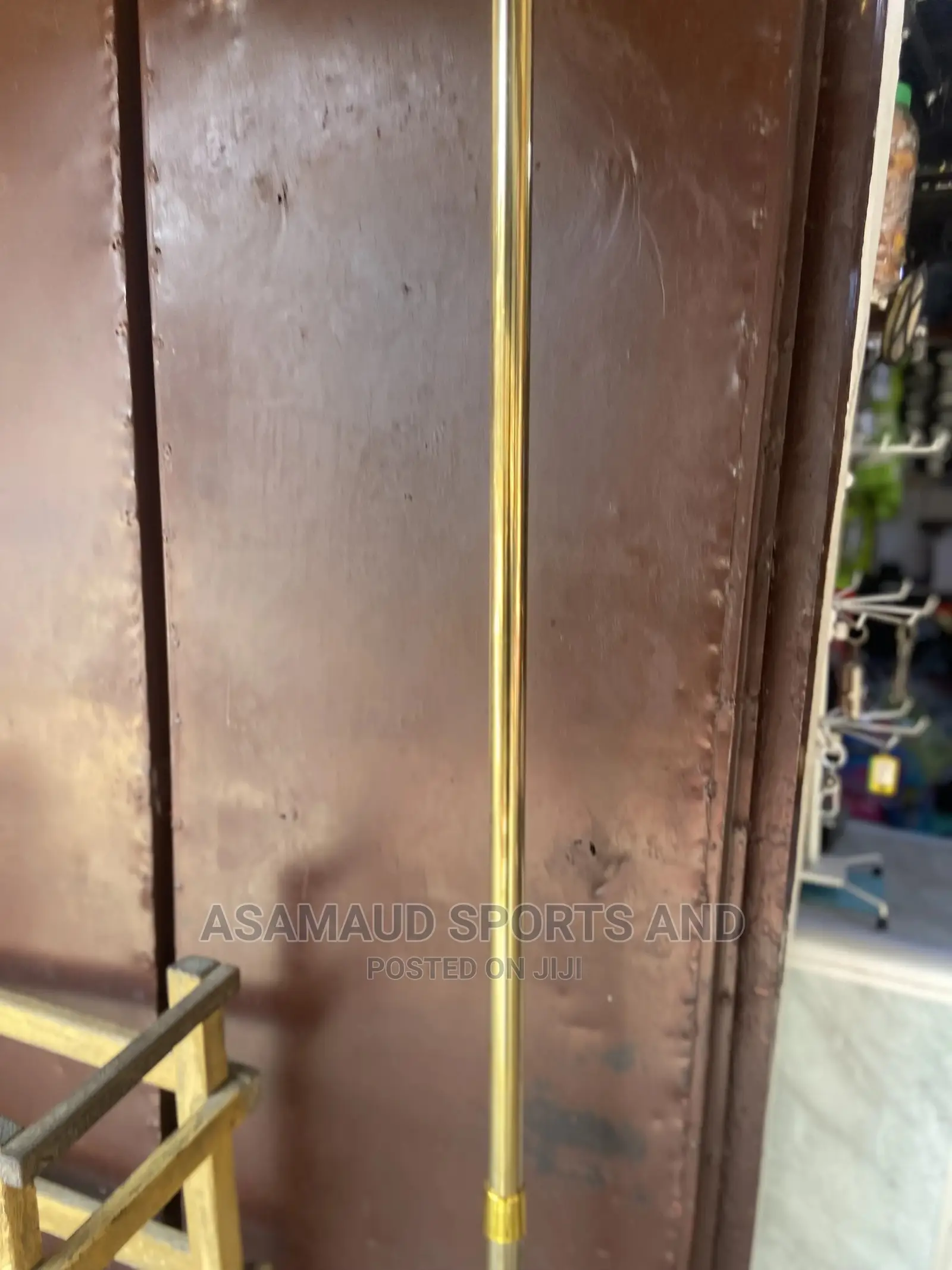 Original Gold Metal Flag Stand At Cool Price