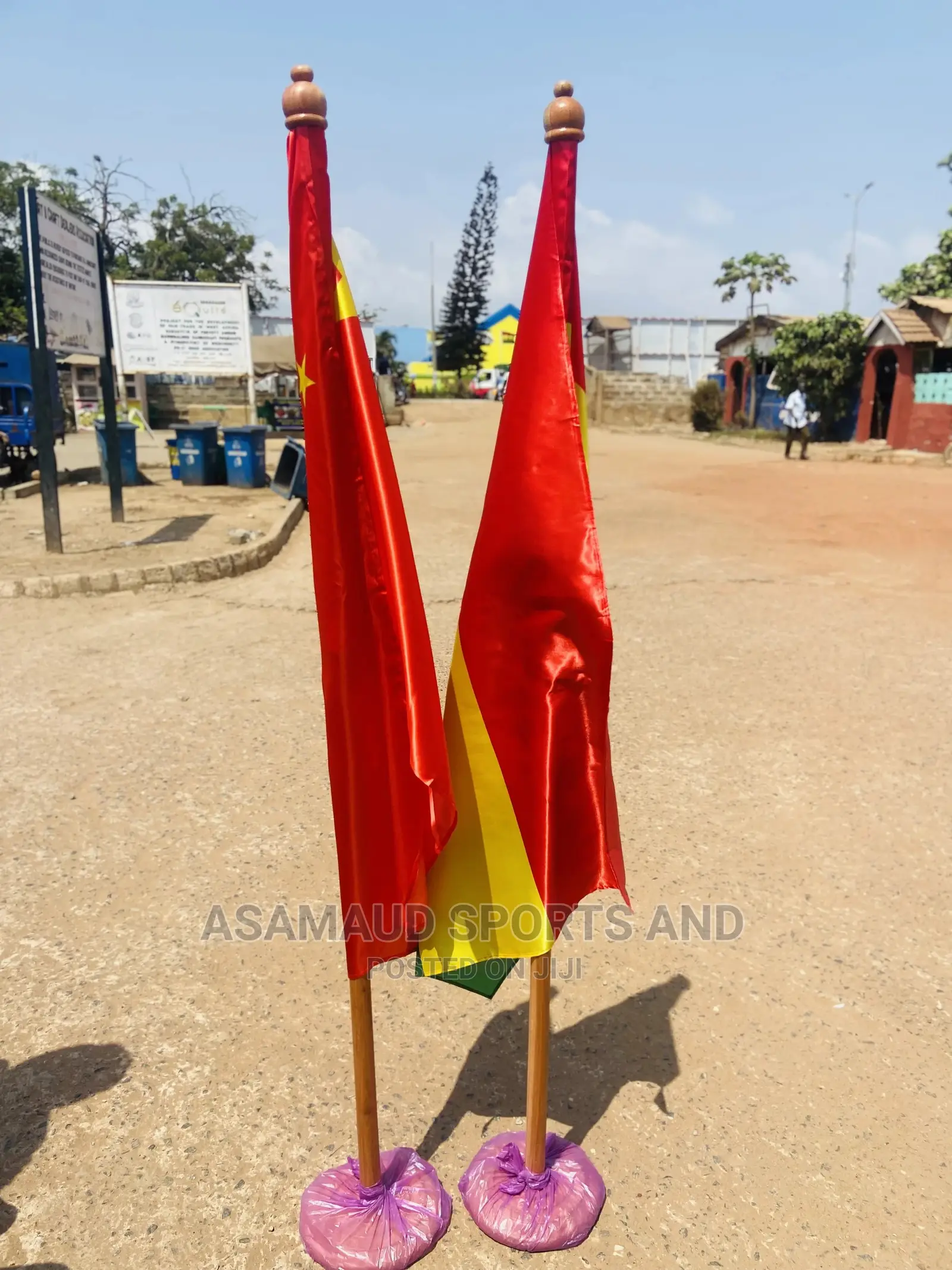 Executive Office Flag With Stand at Cool Price