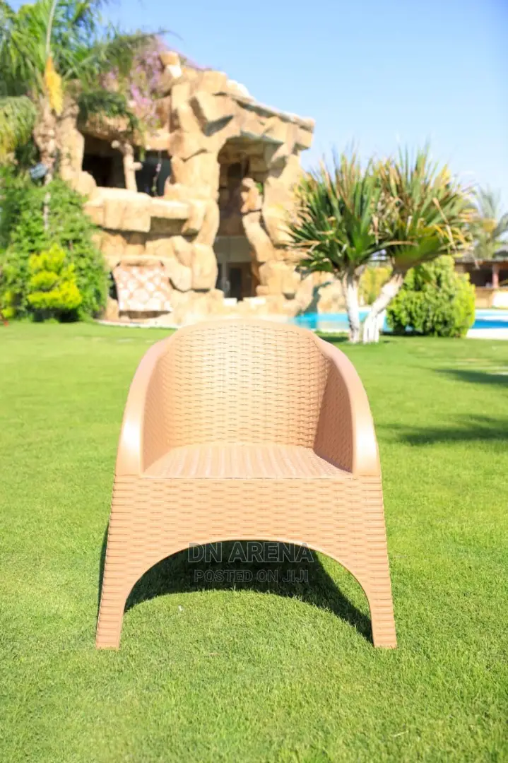 Keter Outdoor Table and 4 Chairs Set