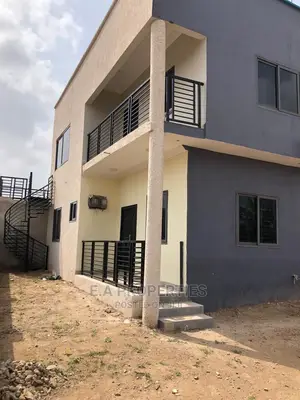 2bdrm Apartment in E a Properties, a C Mall Area for Rent