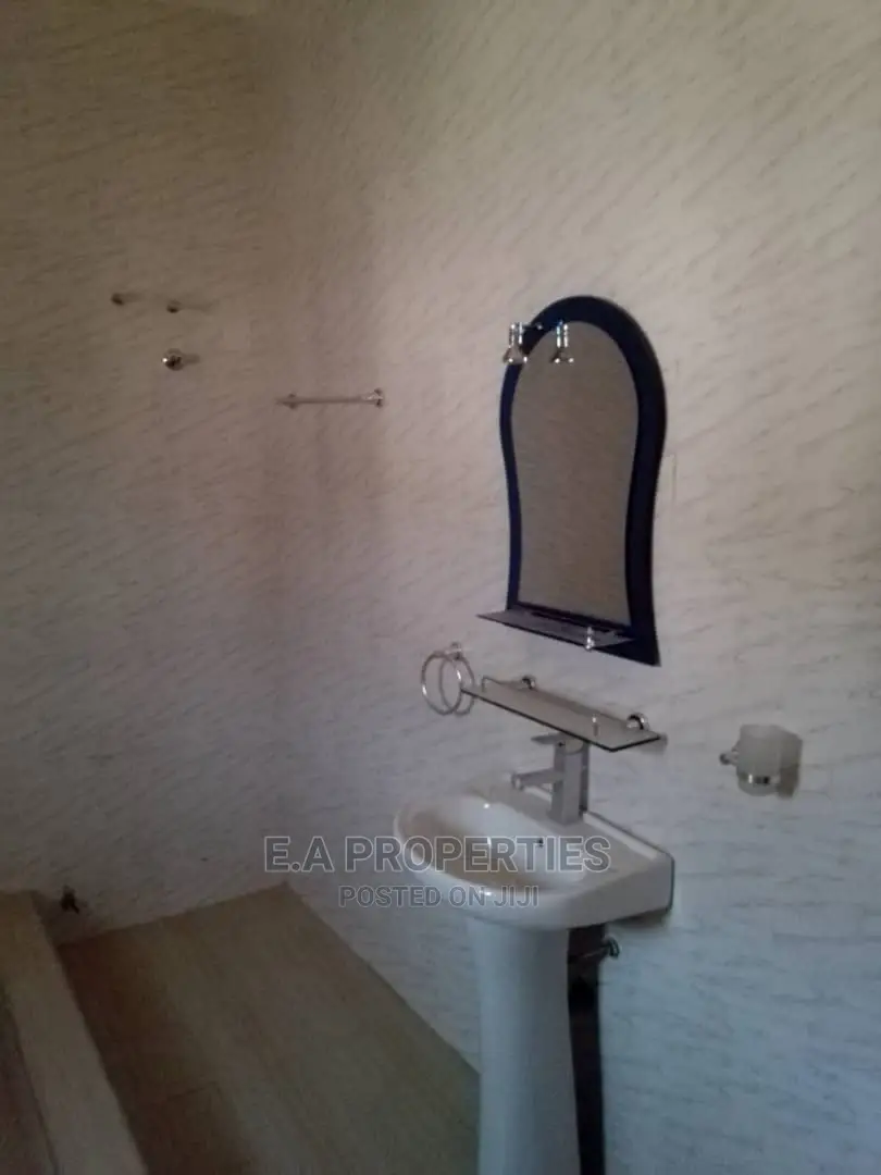 4bdrm House in E a Properties, Ghana Flag for Rent