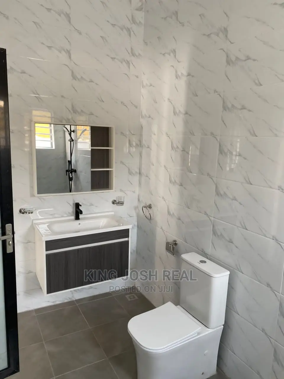 4bdrm House in Spintex for Sale