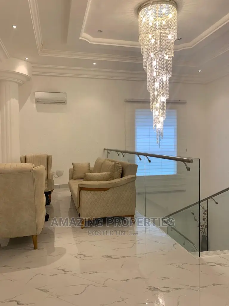 5bdrm House in East Legon for Rent