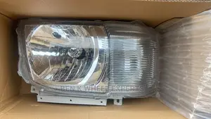 (Stanbic) Toyota Hiace 2005-08 Headlight