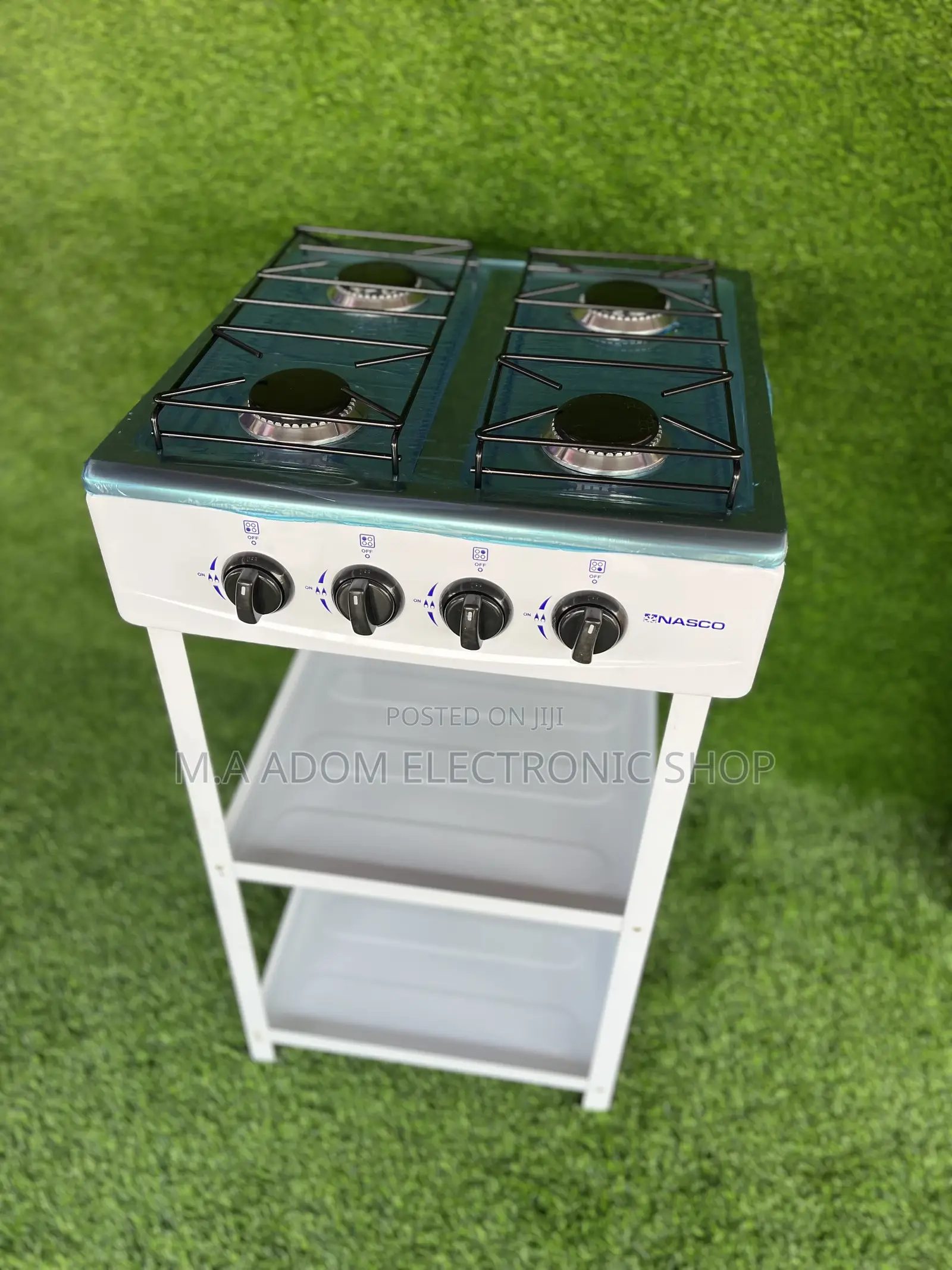 White Colour Nasco Gas Cooker With Shelves
