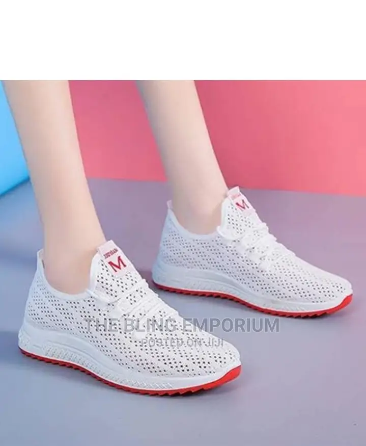 EU Size 40 , White Lace Up Sneakers
