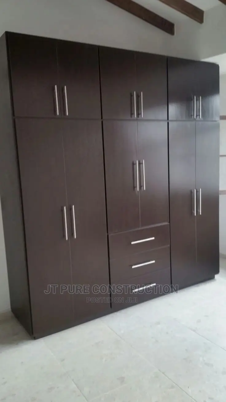 Furniture Expert