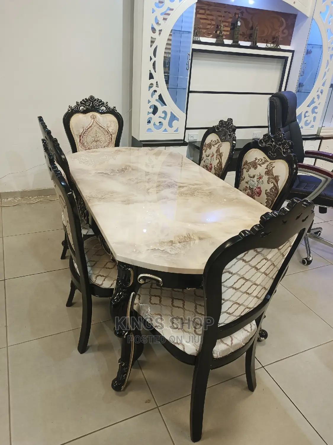 Executive Royal Dining Set