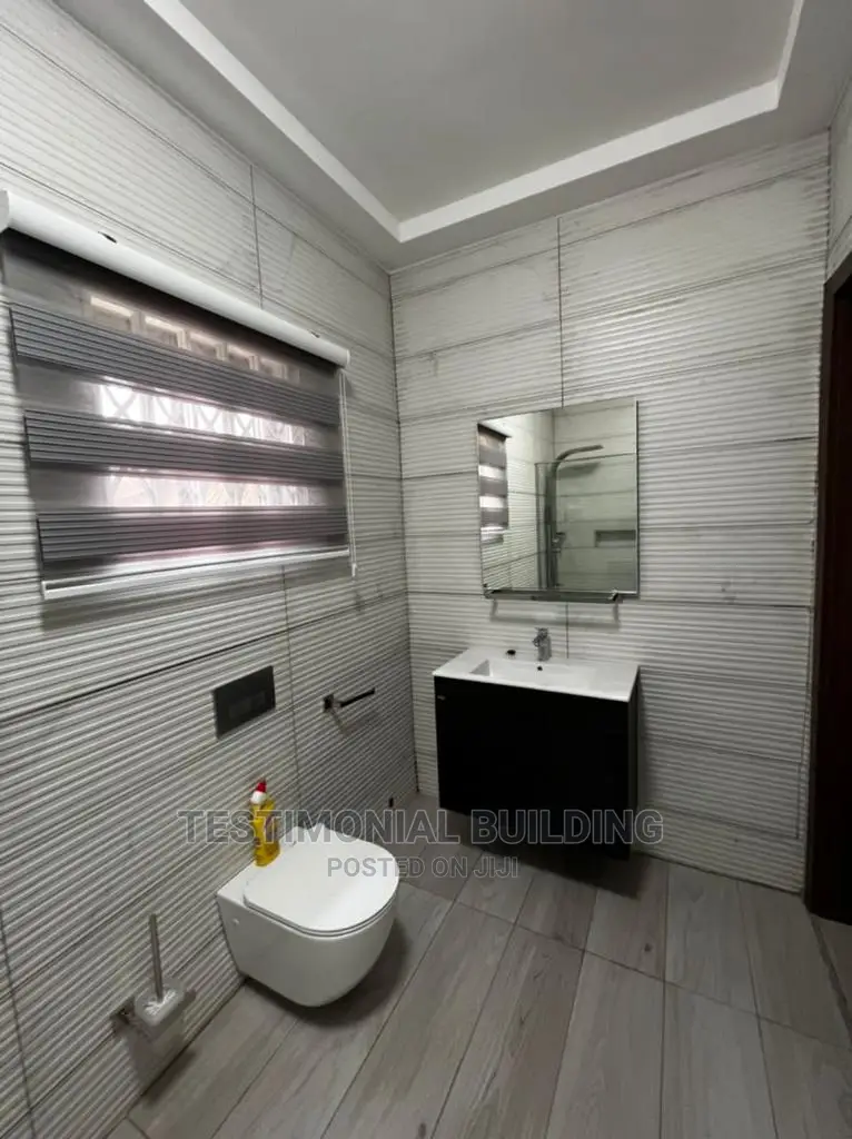 Furnished 5bdrm House in Testimonial Building, American House for Sale