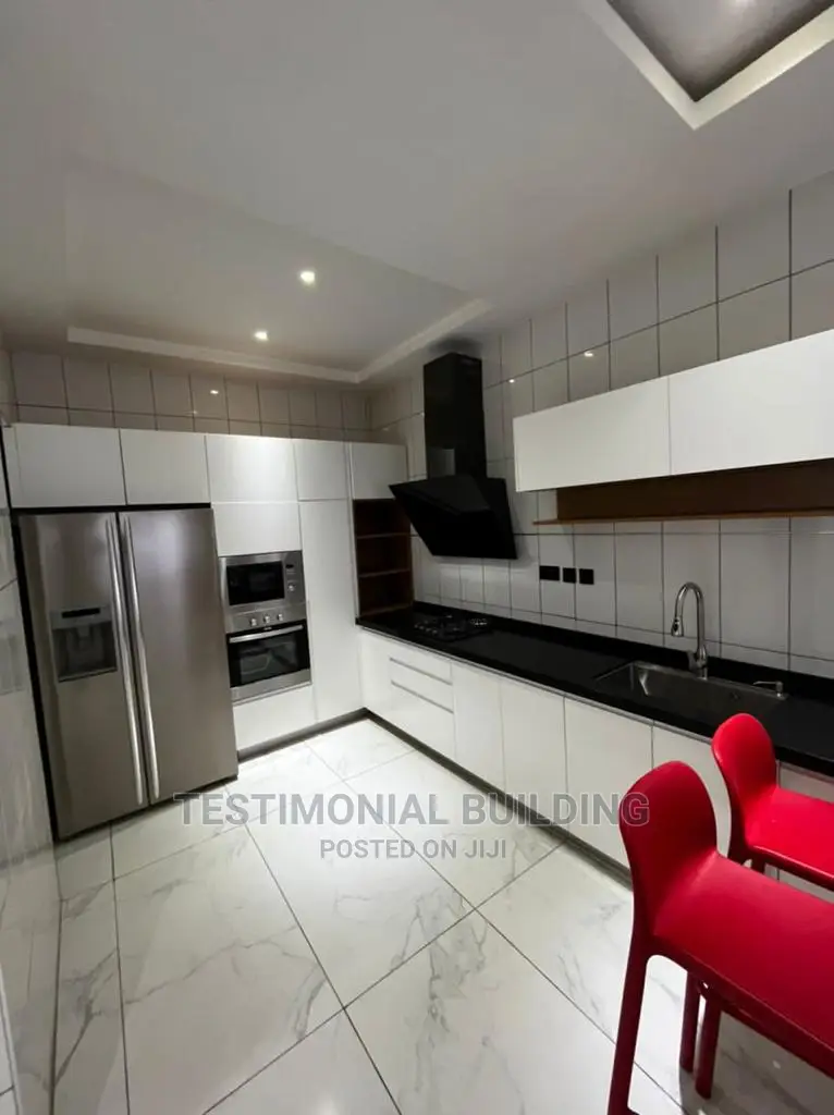 Furnished 5bdrm House in Testimonial Building, American House for Sale
