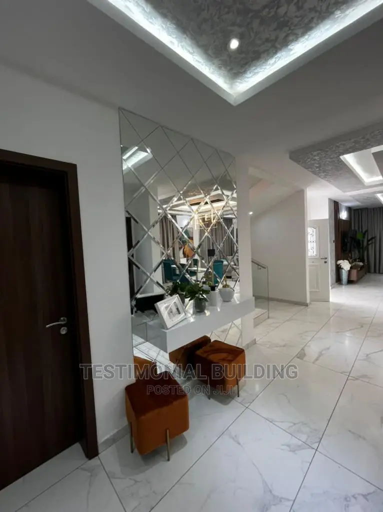 Furnished 5bdrm House in Testimonial Building, American House for Sale