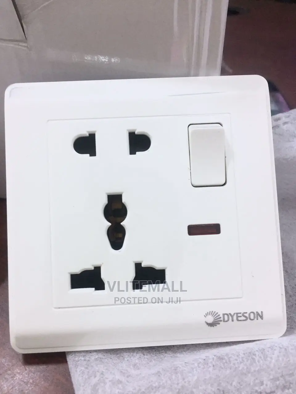 Dyeson 5pin Universal Socket