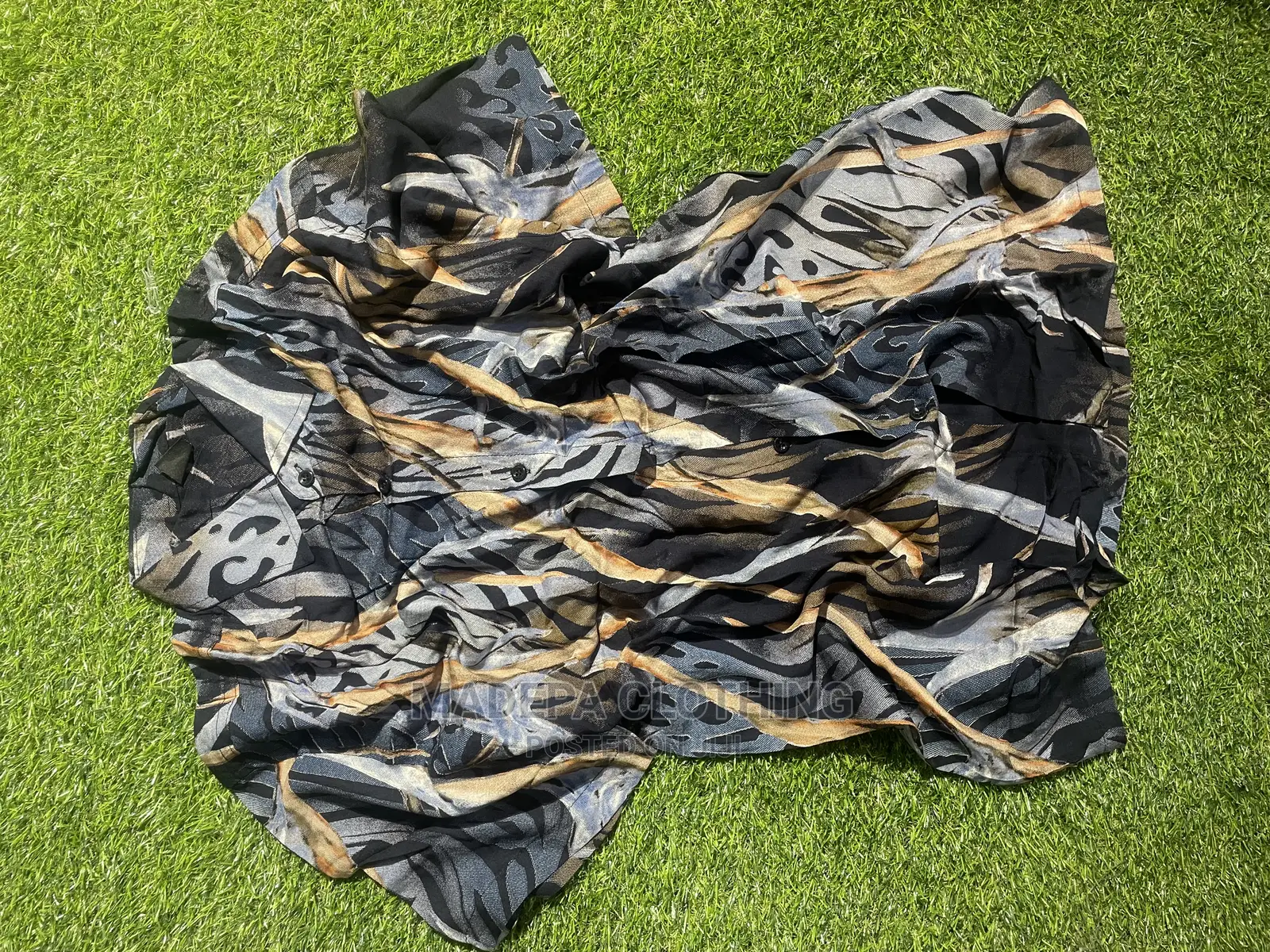 Original Shaking Shirt