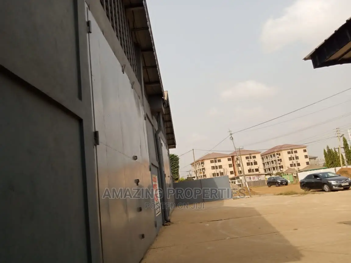 920 Sqft Warehouse for Sale at Spintex Coastal