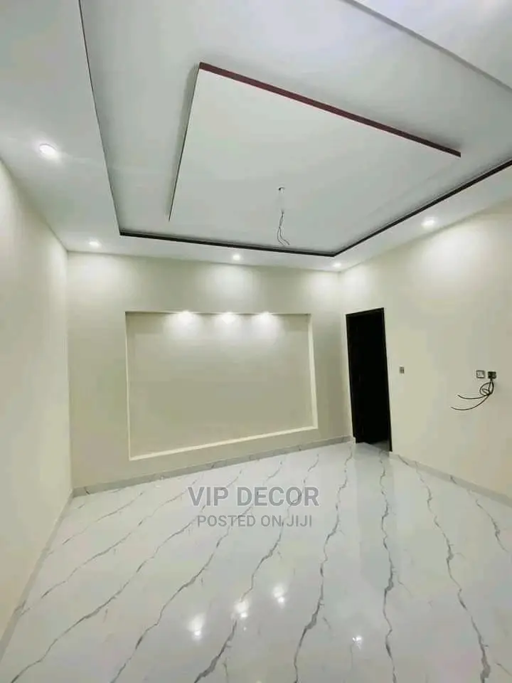 P.O.P Ceiling:Accra to North