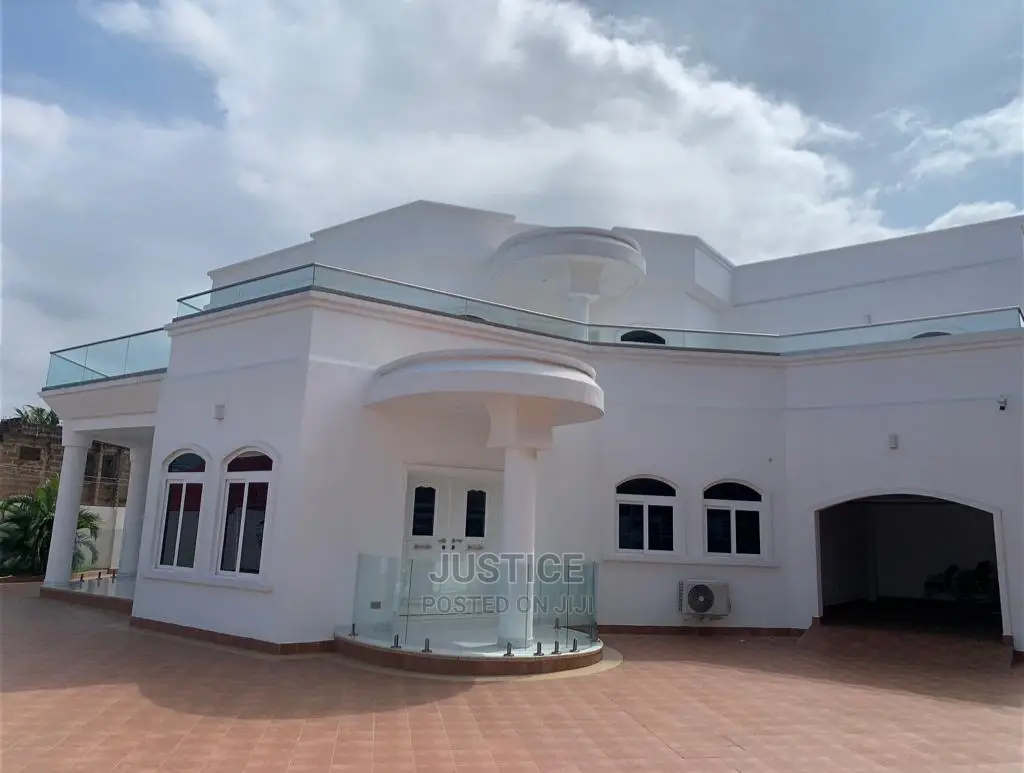 5bdrm Mansion in East Legon, American House for Sale