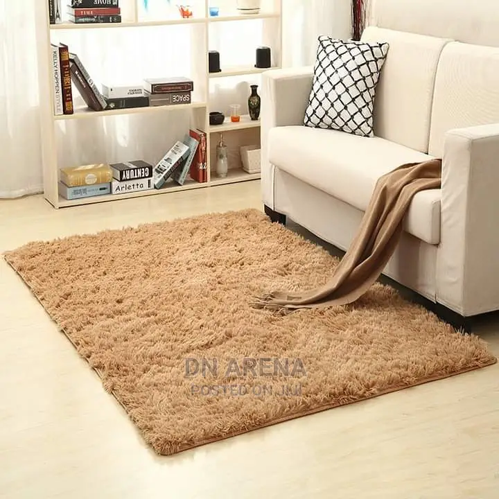 160* 230cm Faux Fur Center Rug
