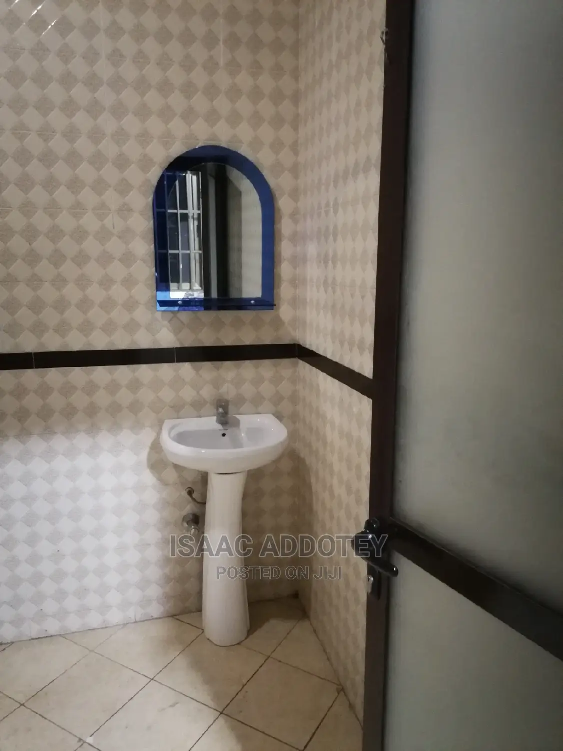 2bdrm Apartment in Nungua Kantamaton, Spintex for rent