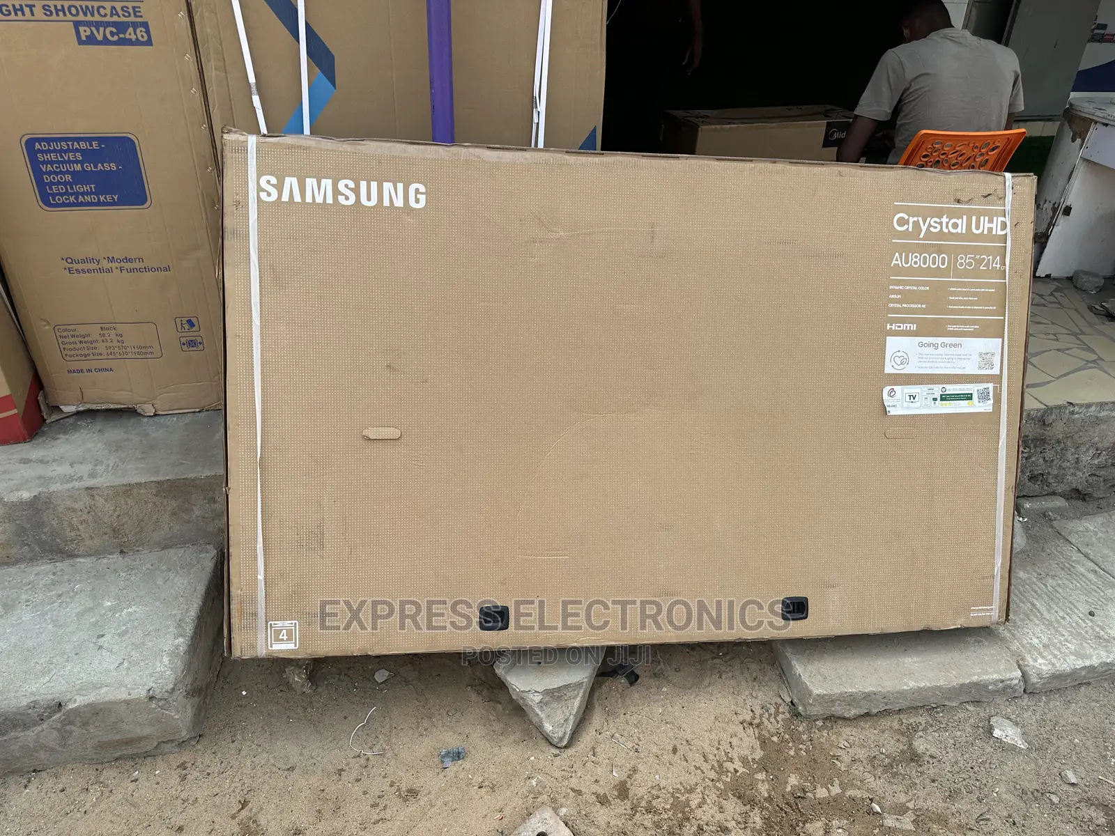 Vivid Crystal Color UHD Smart Samsung 85”Au8000 Slimmest