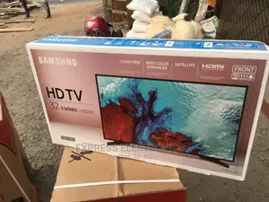 Realistic Wide View Samsung Digital Satellite 32”Hp