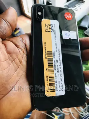 New Apple iPhone XS 64 GB Black
