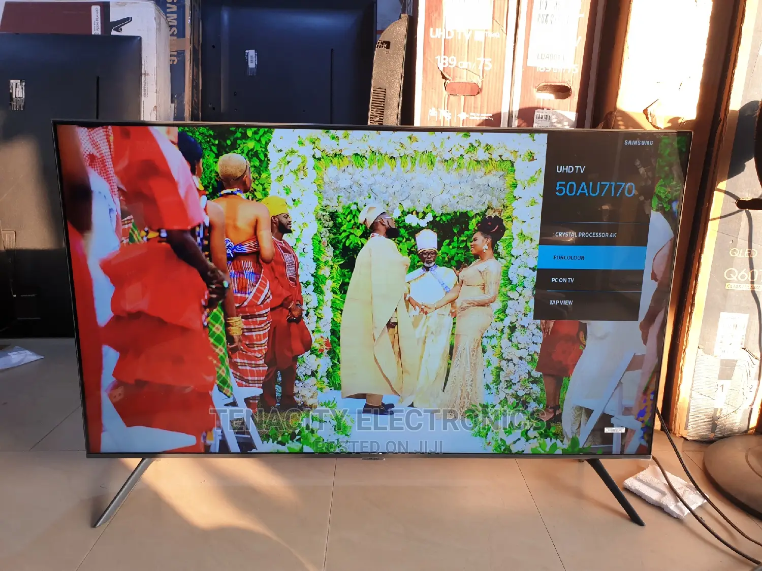 New Samsung Crystal Uhd HDR Smart Satellite Tv