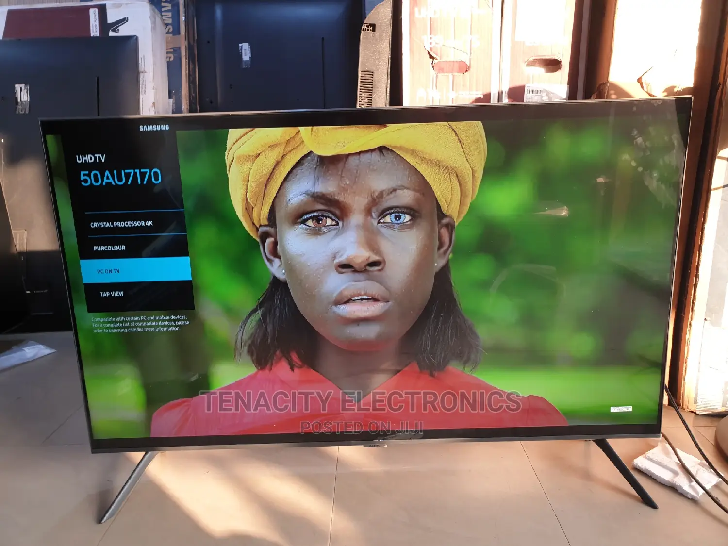New Samsung Crystal Uhd HDR Smart Satellite Tv