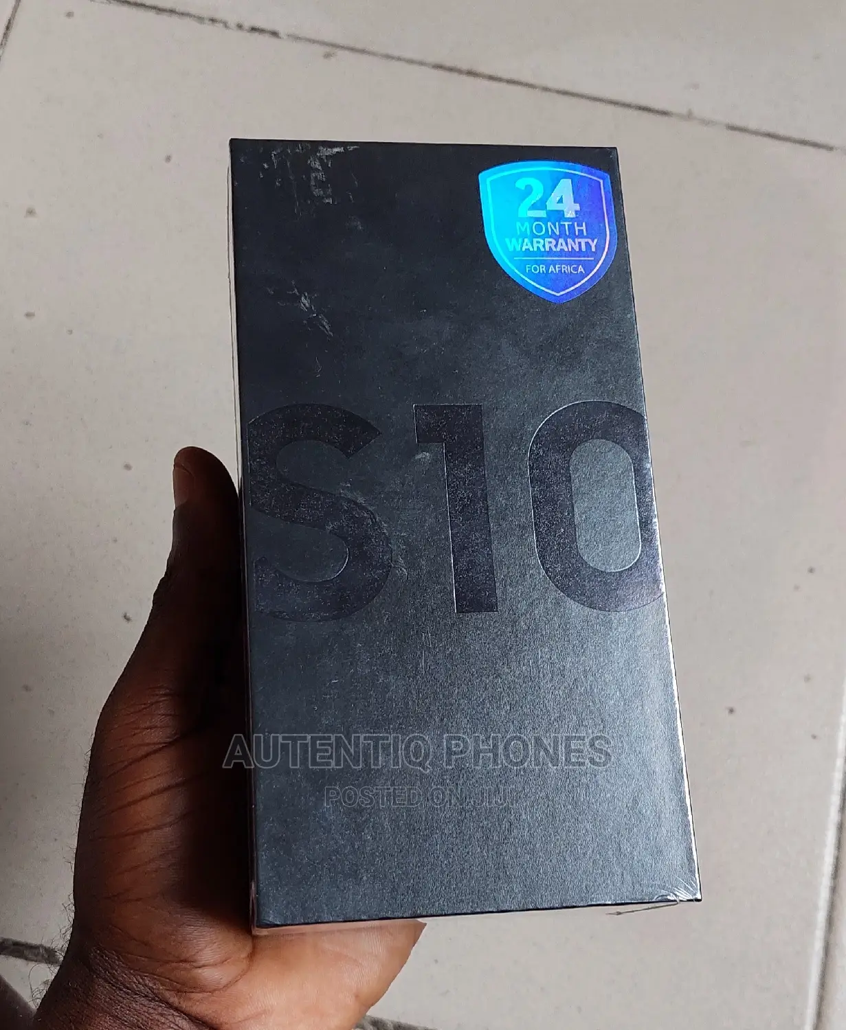 New Samsung Galaxy S10 128 GB Black