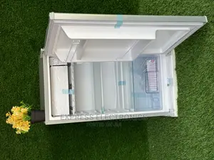 Simple/Unique Brand  Pearl Eco Single Door Tabletop