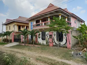 10bdrm House in Star Gate Properties, Kumasi Metropolitan for sale