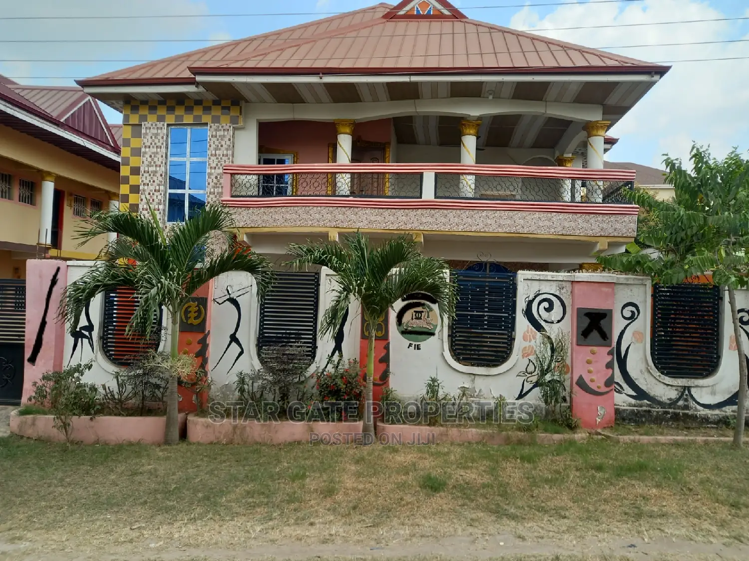 10bdrm House in Star Gate Properties, Kumasi Metropolitan for sale