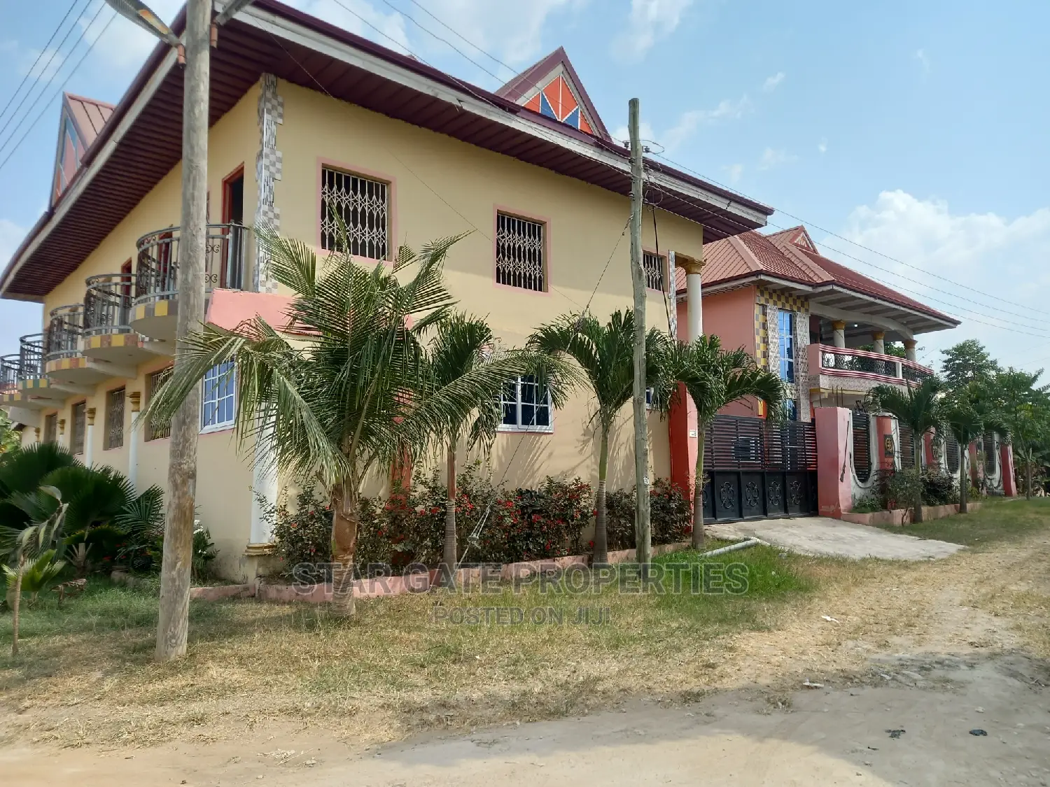 10bdrm House in Star Gate Properties, Kumasi Metropolitan for sale