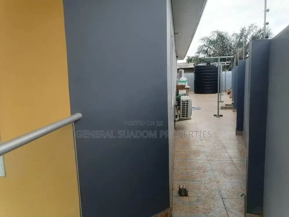3bdrm House in Suadom Properties, Oyarifa for Sale