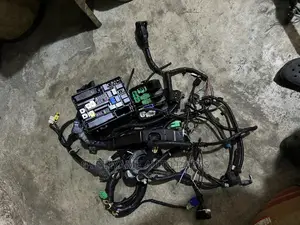 Honda Cr-v 2018 Fuseboard and Wires Complete