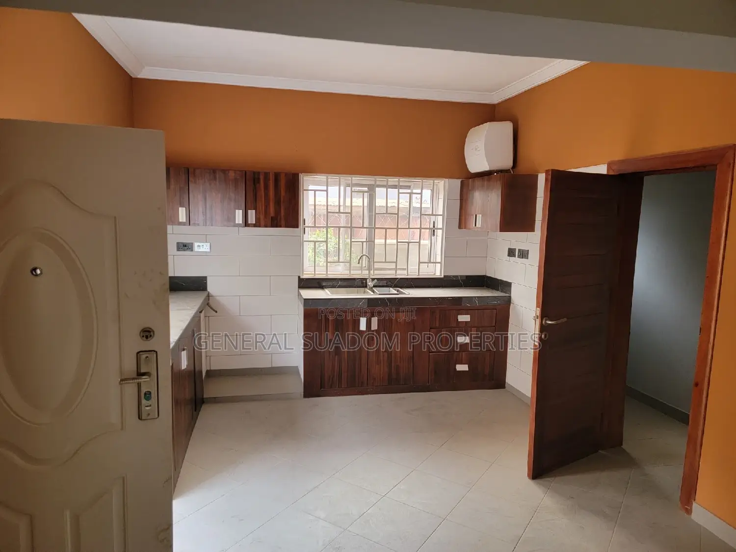 4bdrm Duplex in Suadom Properties, Baatsona Total for rent