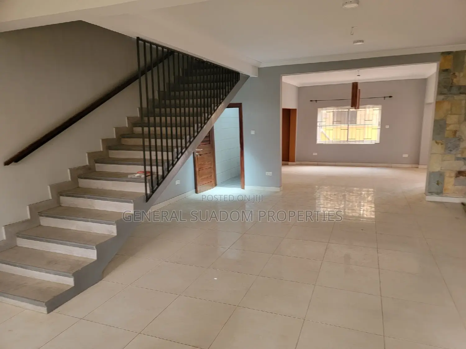 4bdrm Duplex in Suadom Properties, Baatsona Total for rent