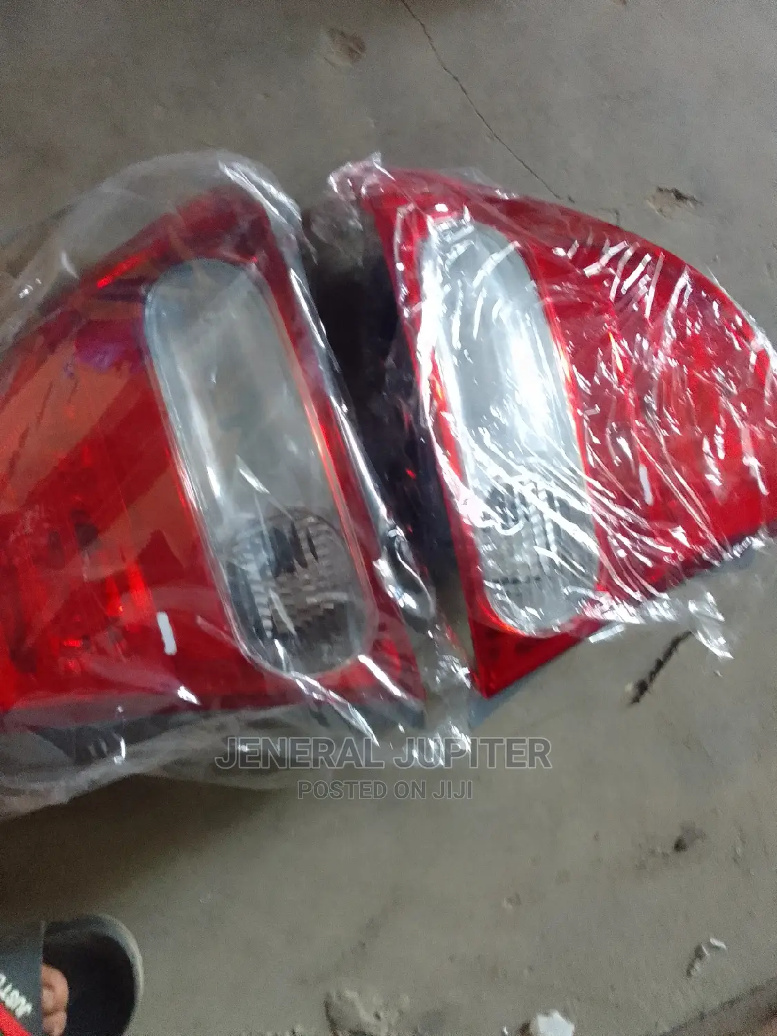 Honda Civic 2008,2009,2010 Tail Light Pair.
