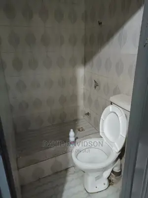 Mini Flat in Chamber And Hall, Spintex for rent