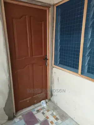Mini Flat in Chamber And Hall, Spintex for rent