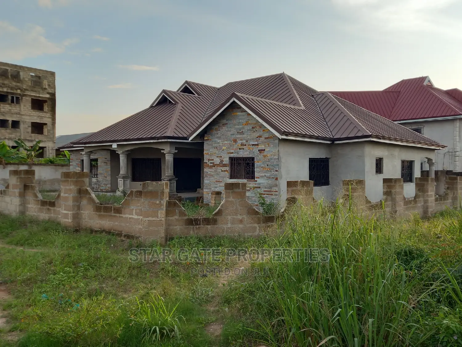 6bdrm House in Star Gate Properties, Kumasi Metropolitan for sale