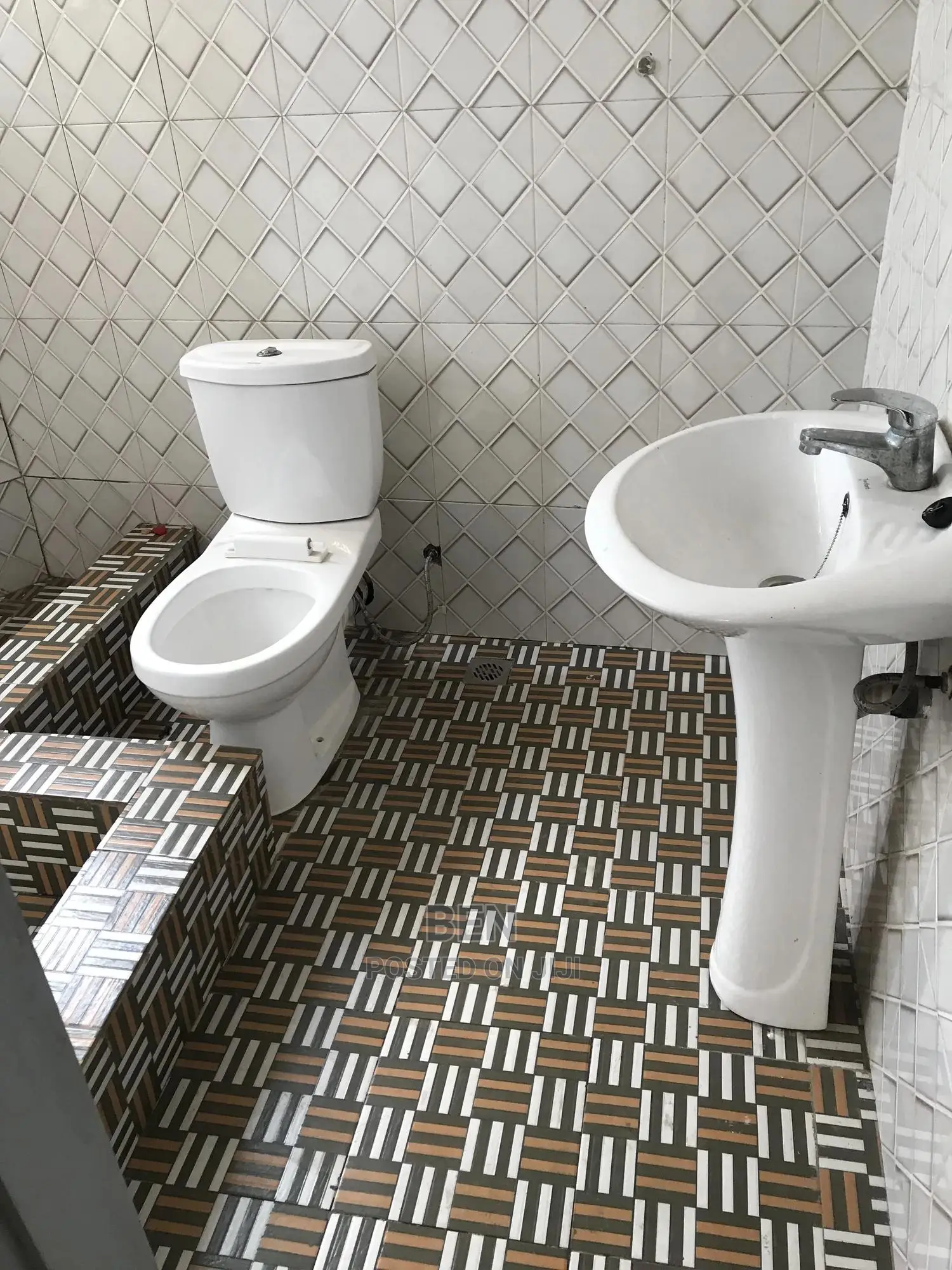2bdrm Apartment in Abelenkpe, Abelemkpe for rent