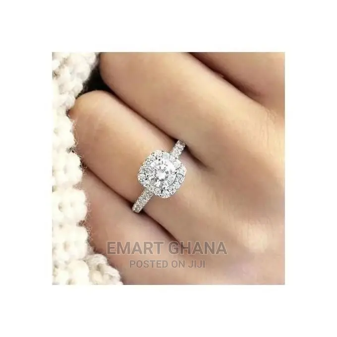 Fashion Female Diamond Engagement Wedding Ring - Silver