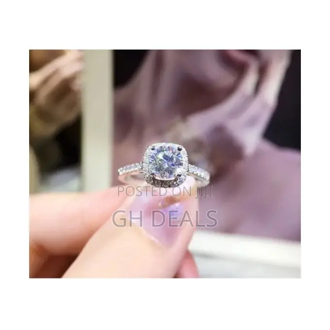 Fashion Female Diamond Engagement Wedding Ring - Silver